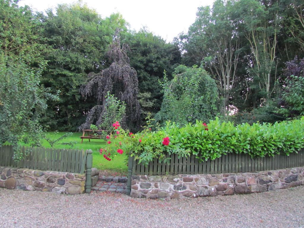 Berwick Hall Cottage Moira  Room photo